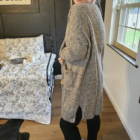 Long cardigan - Picture 2 of 3